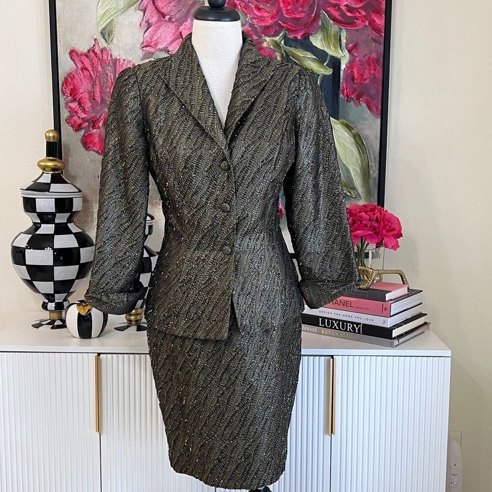 Carmen Marc Valvo Signature Women's Evening Jacket & Skirt Suit Set Bronze Sz 6